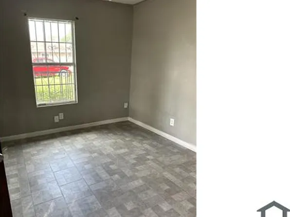 3046 Elgin St, Corpus Christi, TX 78405