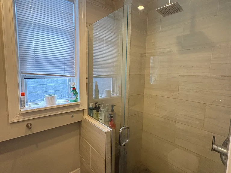 1077 N Paulina St #3 — Photo 15