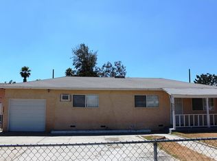 8260 Cherimoya Ave, Fontana, CA 92335