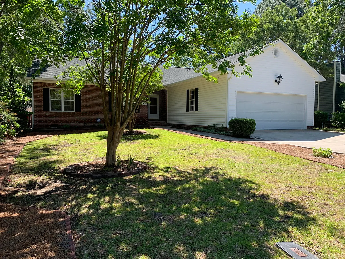 Building Photo - 1455 Longleaf Dr E