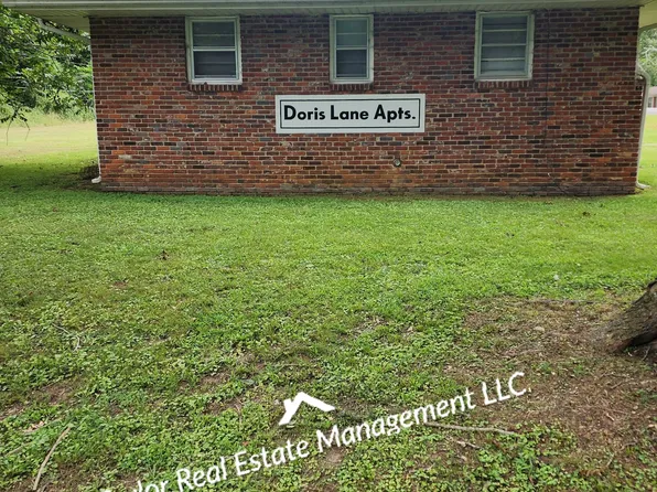 110 Doris Ln APT B, Florence, AL 35630