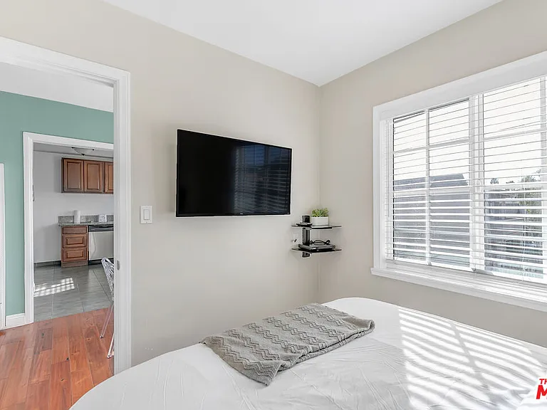 2400 Pacific Ave #1 — Photo 12