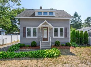 32 Martin St, Buzzards Bay, MA 02532