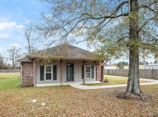 33888 Clinton Allen Rd, Denham Springs, LA 70706