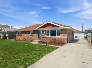 7824 W 74th St, Bridgeview, IL