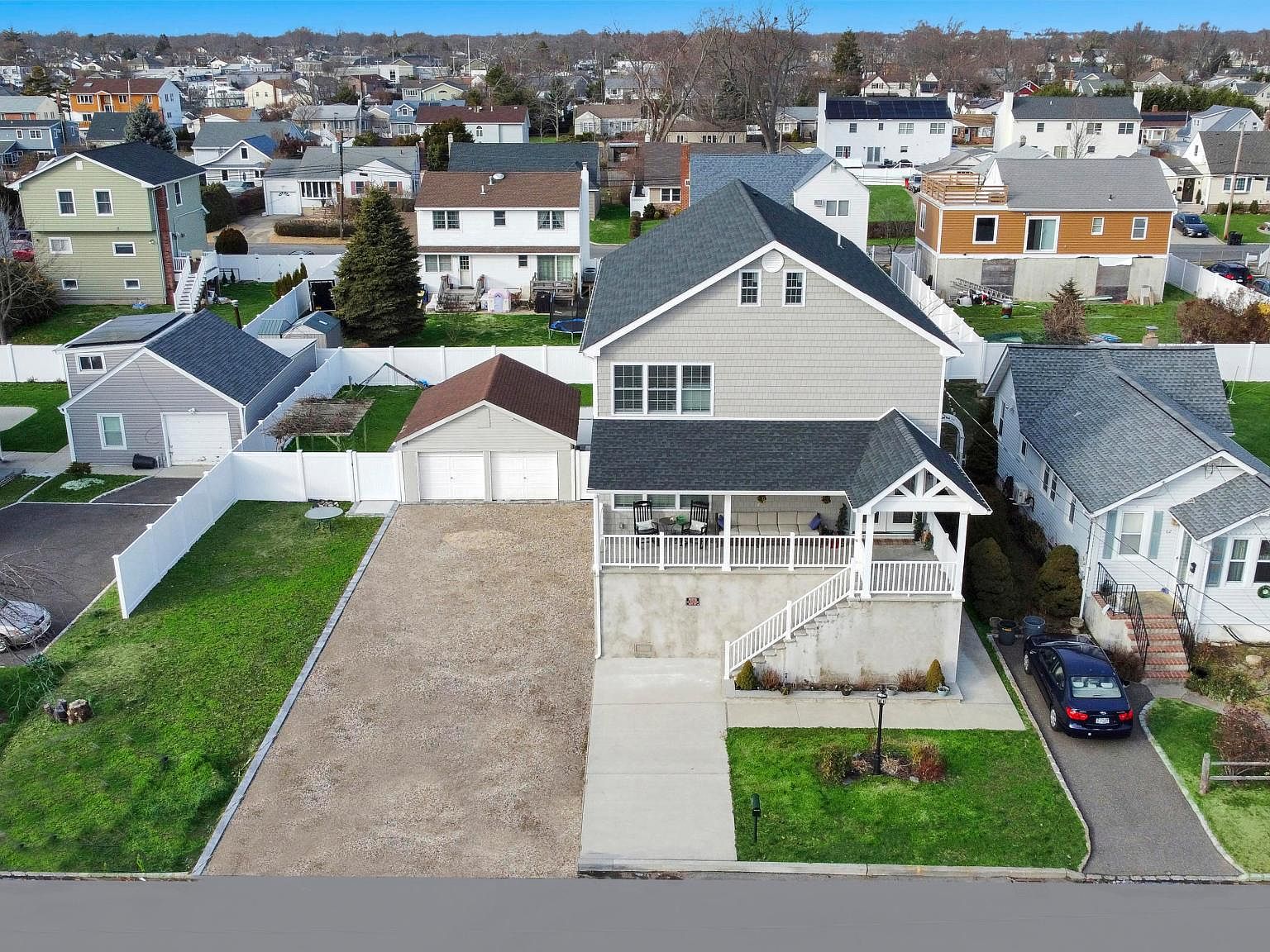 443 51st Street Lindenhurst