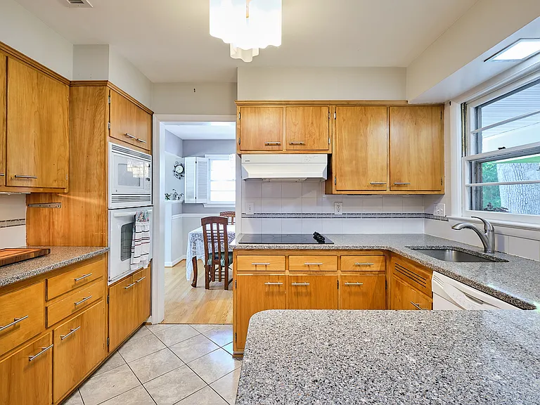 11714 College View Dr — Photo 10