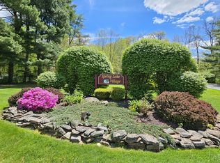 572 S Farms Ter UNIT 572, Southington, CT 06489