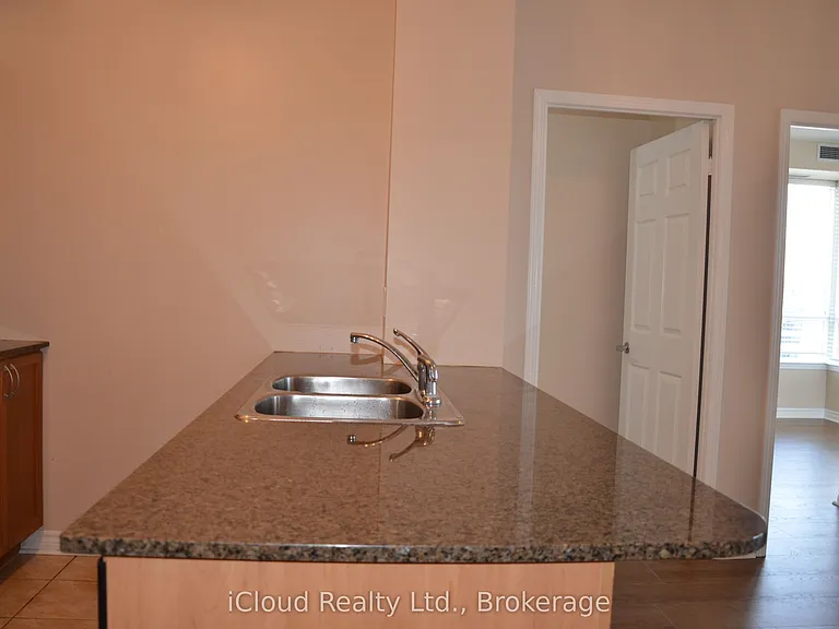 388 Prince Of Wales Dr #1610 — Photo 31