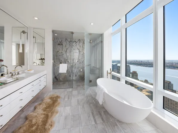 200 Amsterdam Avenue image 16 of 29