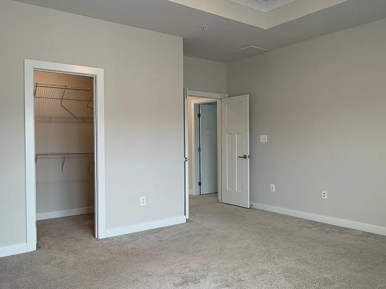 506 Ladywell St — Photo 17