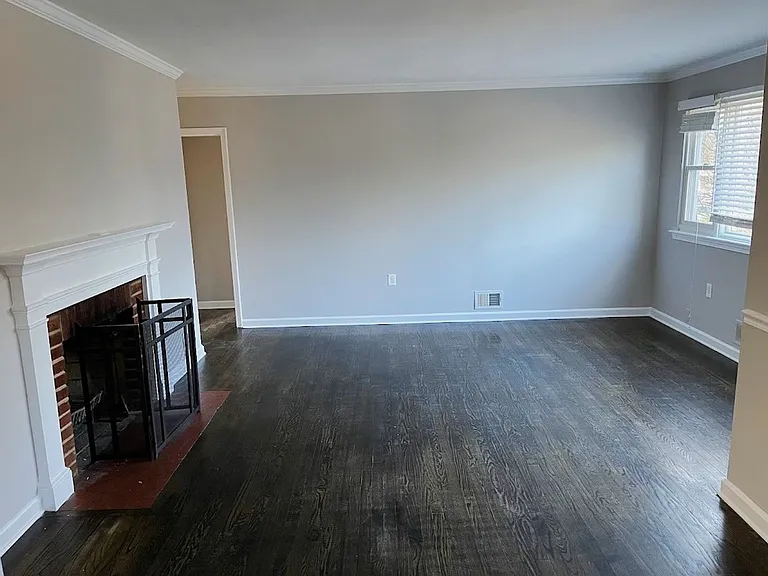 115 Whitmoor Ter — Photo 4