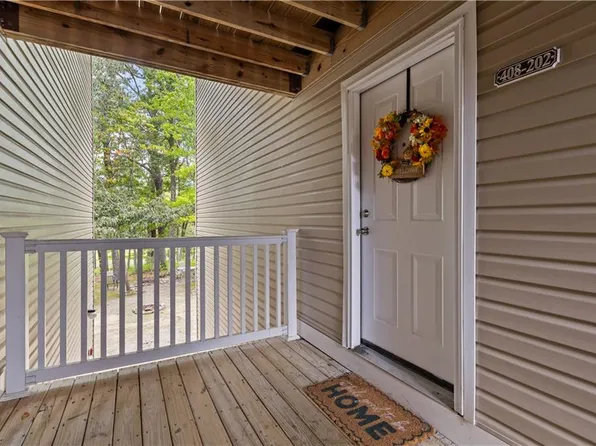 408 Egret Lndg APT 202, Virginia Beach, VA 23454