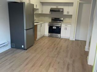 6050 Brooks Cres, Surrey, BC