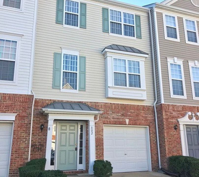 1st image of 802 Sutter Gate Ln