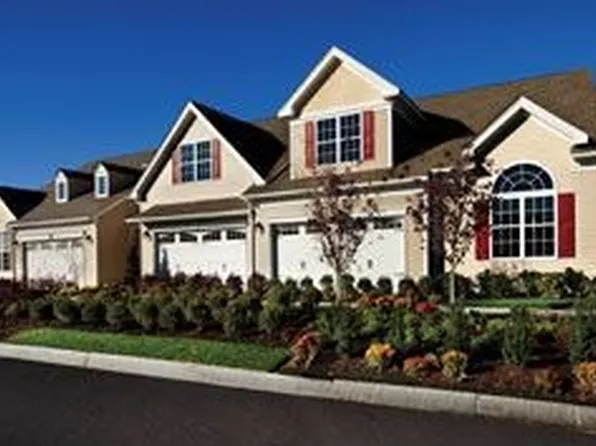 54 Herrick Dr, Methuen, MA 01844