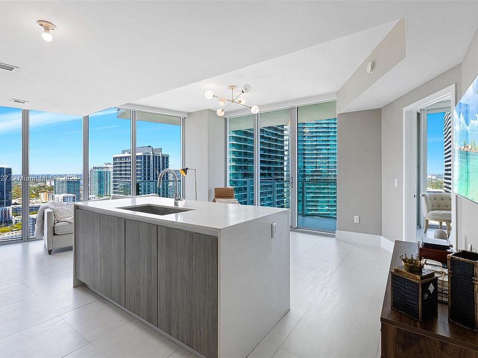 1st image of 2900 NE 7th Ave Unit 3001