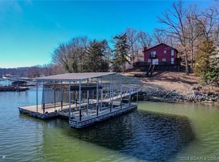 34 Wolf Chase Ln, Linn Creek, MO 65052