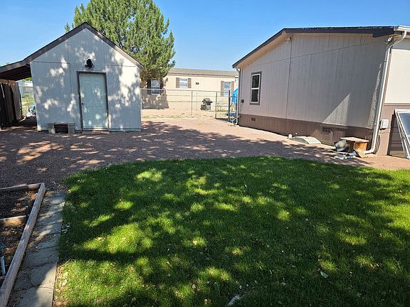 3rd image of 152 E Countryside Dr