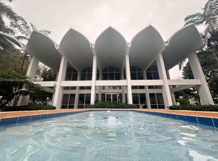 486 NW 165th Street Rd APT B102, Miami, FL 33169