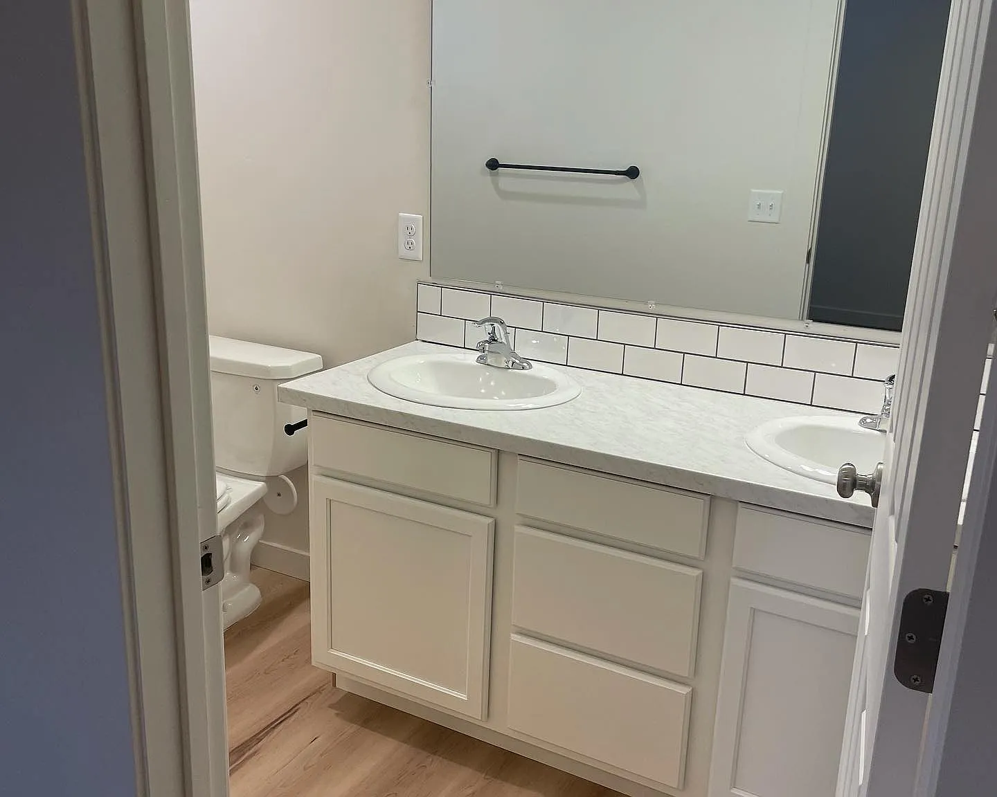 2 bed, 1044 sqft, $1,400 — Photo 3