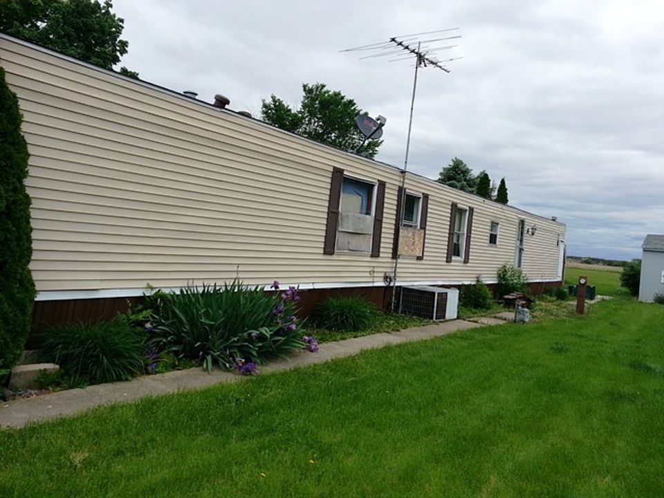 2nd image of 29 Walnut St