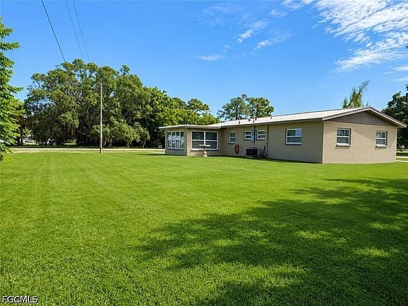 2nd image of 17 Kansas Rd