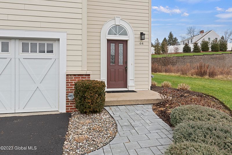 3rd image of 64 Cambridge Way