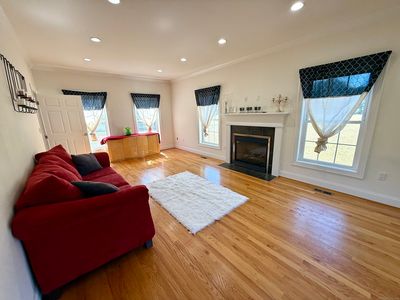 438 Pleasant Valley Road, South Windsor, CT, 06074