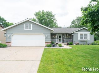 2761 Brisam St NE, Grand Rapids, MI