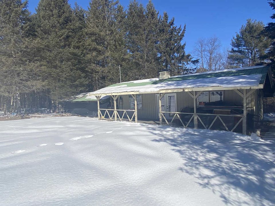 2nd image of 468 Waterville Rd