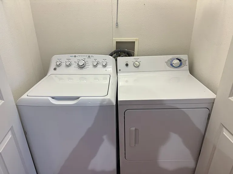 5350 Pershing Ave #4A — Photo 11