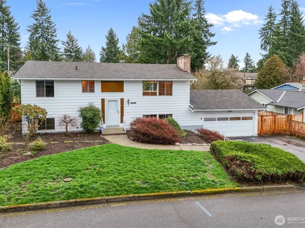 32118 10th Avenue S, Federal Way, WA 98003