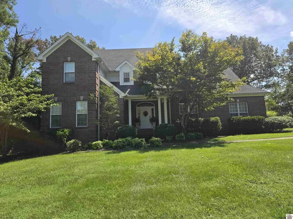 70 Barrington Cir, Paducah, KY 42003