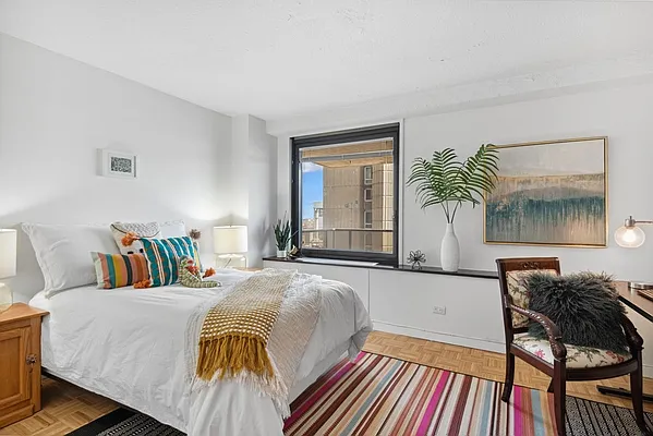 Sold by Corcoran | media 31