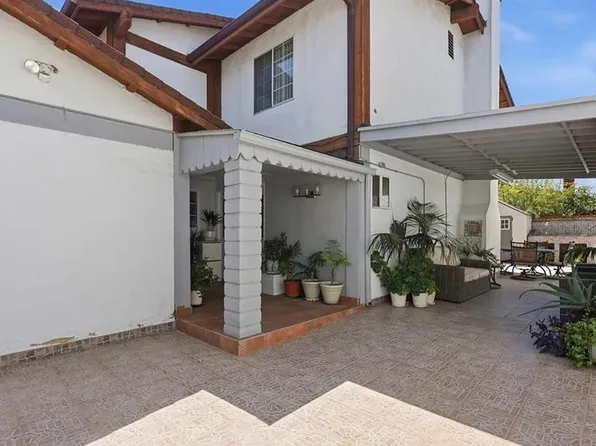 12300 Covello St, North Hollywood, CA 91605