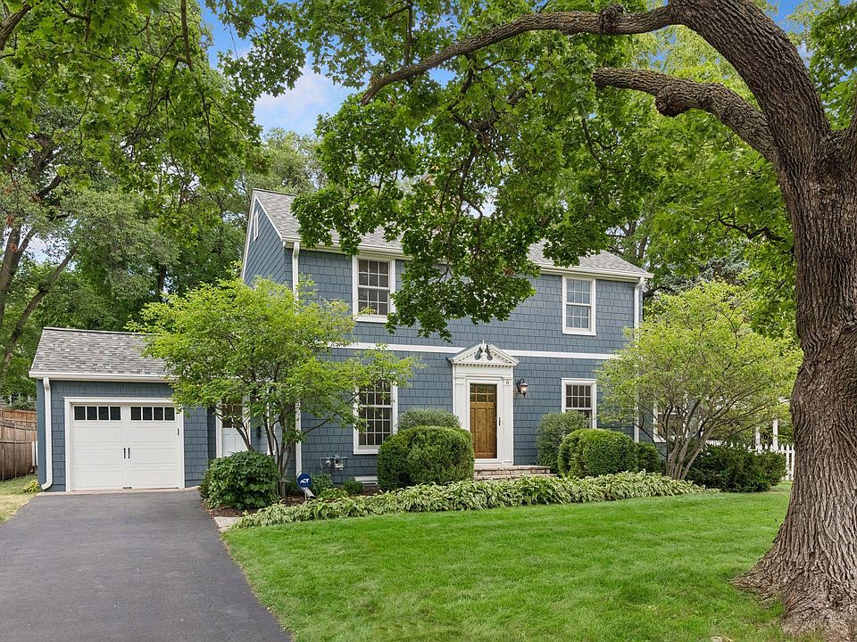 1st image of 6 Edina Ct