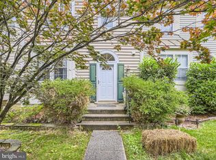 9 Lake Park Ct, Germantown, MD 20874