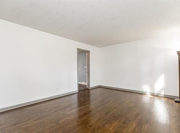 5th image of 308 Campbell Dr