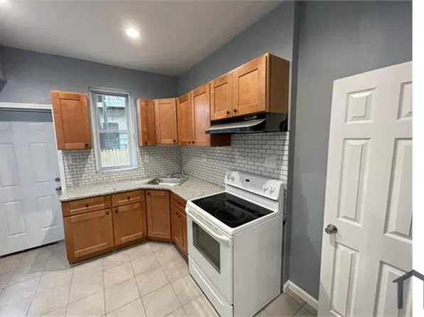 2456 N Patton St, Philadelphia, PA 19132