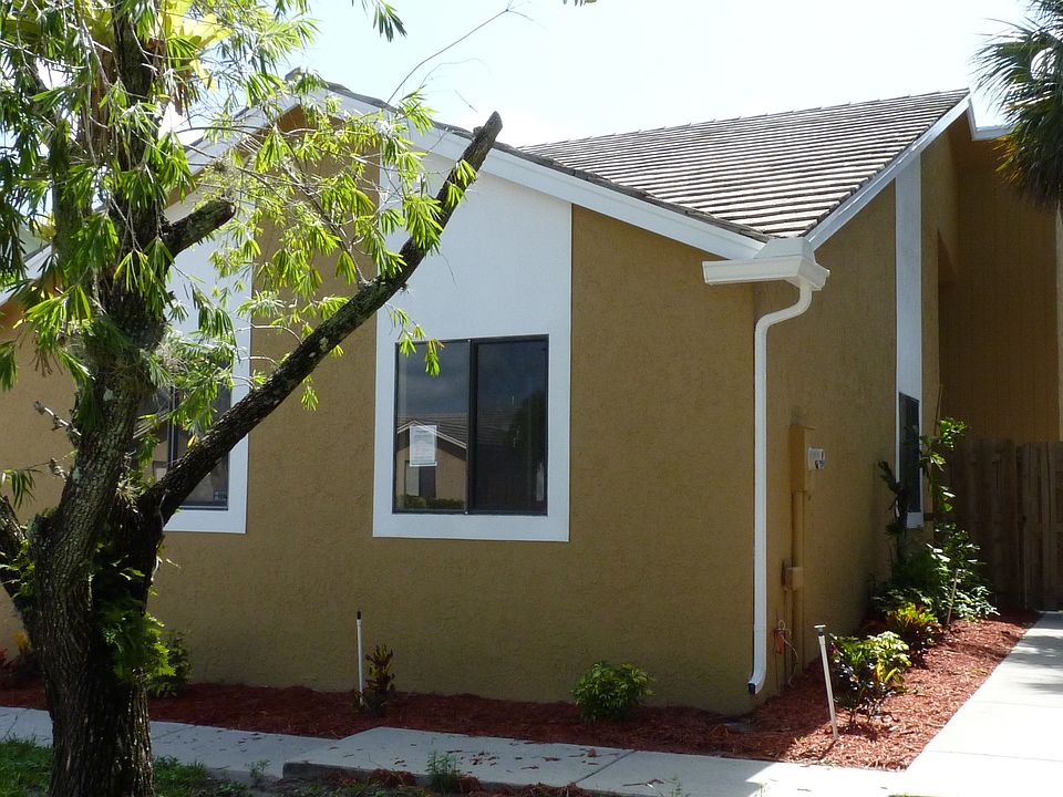 1st image of 6149 Country Fair Cir