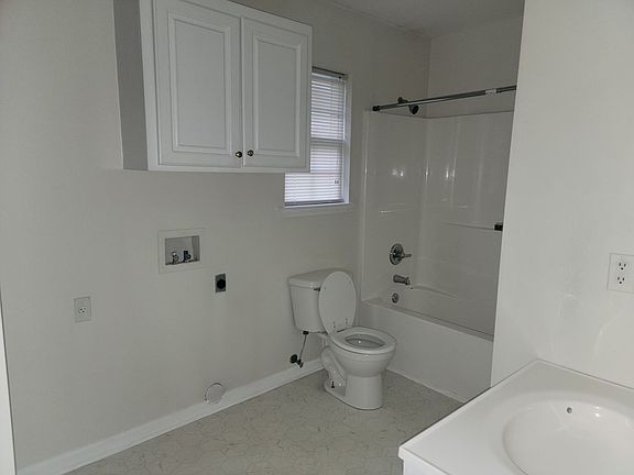 5th image of 201 Casa Ct #203