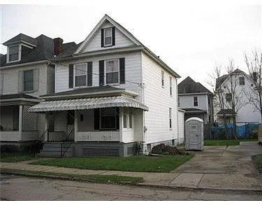 409 W Wayne St photo 1