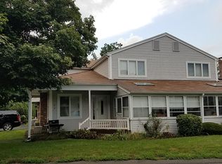 6 Windmill Spgs, Granby, CT 06035