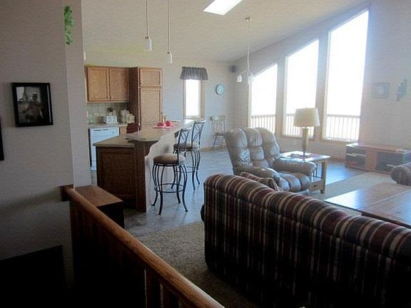 4th image of 615 Shoreline Dr #46