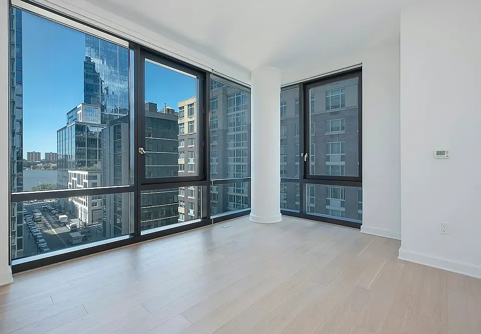 21 W End Ave #1424