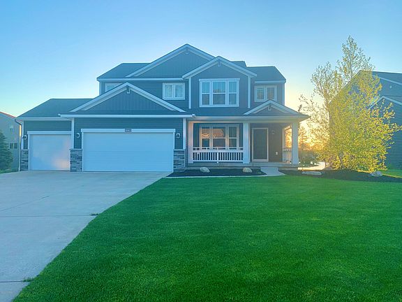 3rd image of 16863 Arbor Way Dr