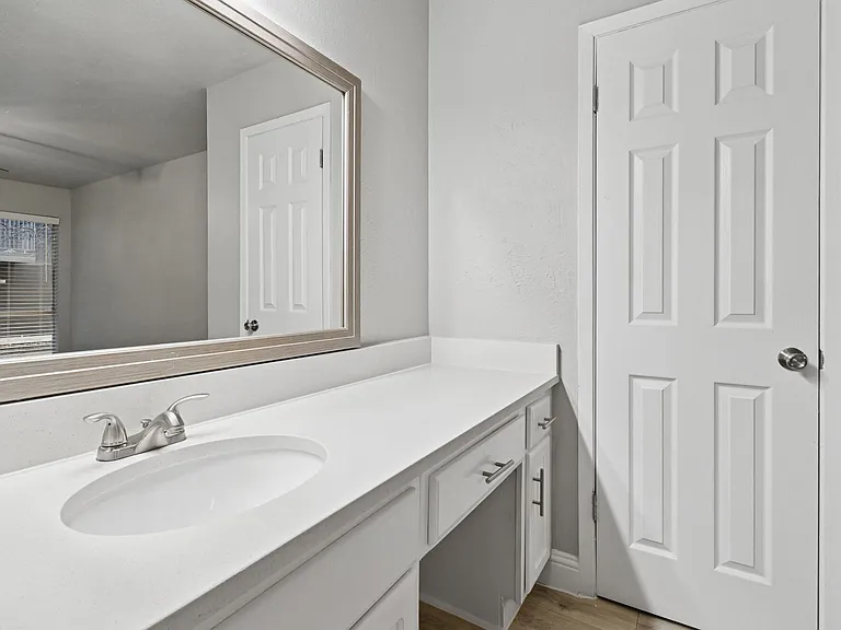 Avondale Parc @ Bellmar — Photo 29