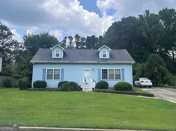1531 Rose Garden Ln, Loganville, GA 30052
