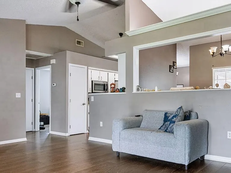 506 Mandy St — Photo 31